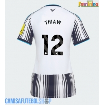 Camisa de time de futebol Newcastle United Malick Thiaw #12 Replicas 1º Equipamento Feminina 2026-27 Manga Curta